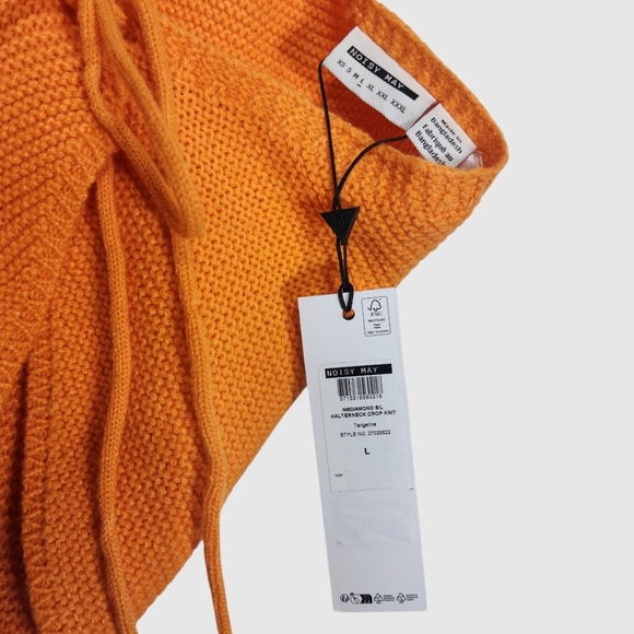 New Noisy May Knitted Crop Halter Top - Picture 6 of 6